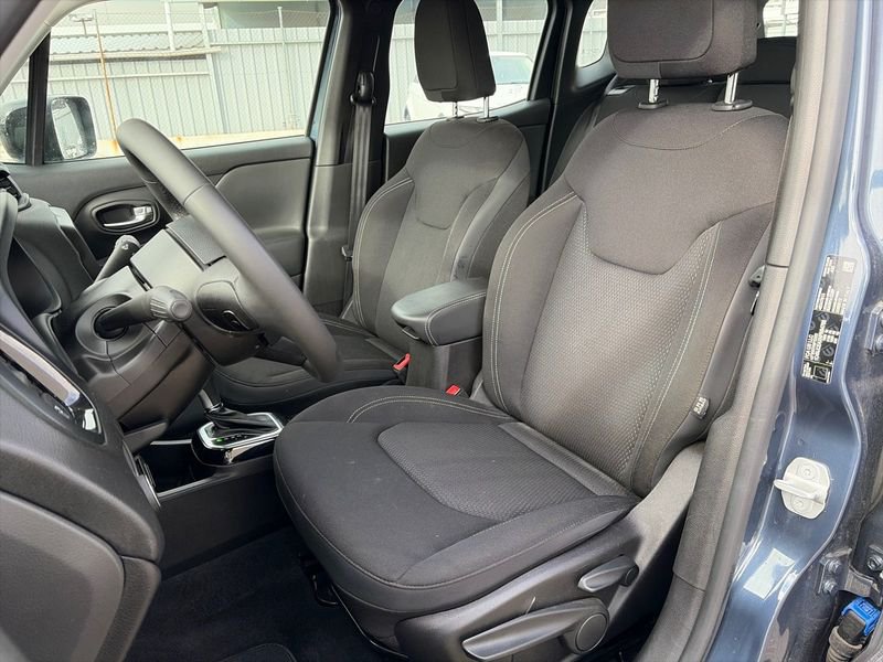 Jeep Renegade e-Hybrid 1.5 eHybrid 130cv ATX Night Eagle