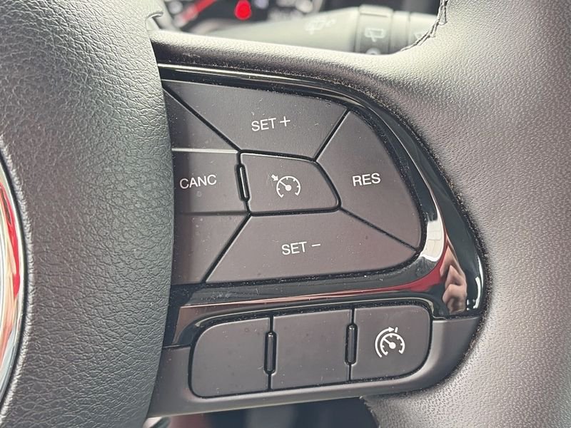 Jeep Renegade e-Hybrid 1.5 eHybrid 130cv ATX Night Eagle