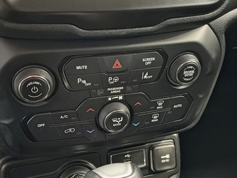 Jeep Renegade 4xe 1.3 PHEV 240cv AT AWD Trailhawk