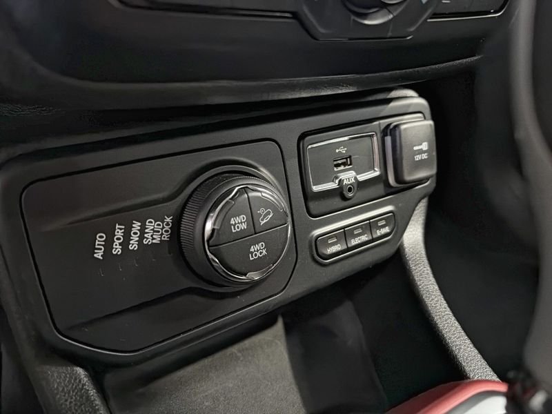 Jeep Renegade 4xe 1.3 PHEV 240cv AT AWD Trailhawk