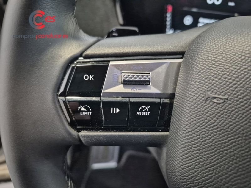 DS DS 4 BlueHDi 130 auto. Etoile Alcantara