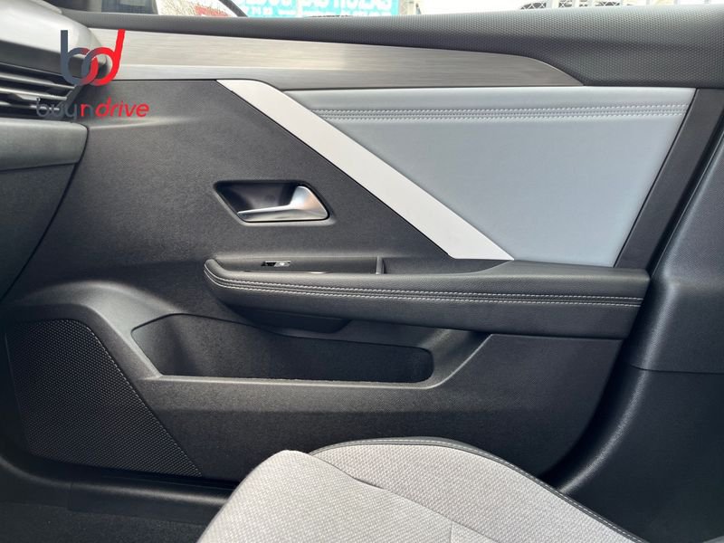 Opel Astra Plug-in Hybrid 1.6T PHEV 180cv Auto Edition
