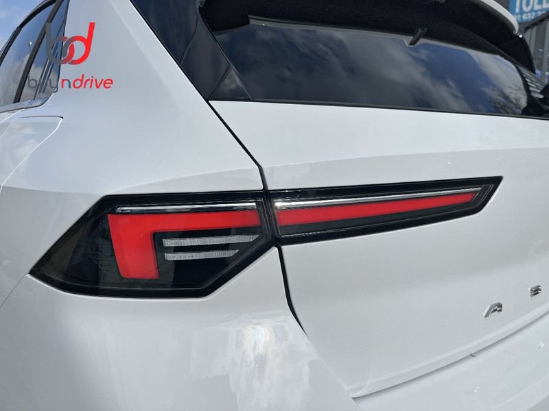 Opel Astra Plug-in Hybrid 1.6T PHEV 180cv Auto Edition