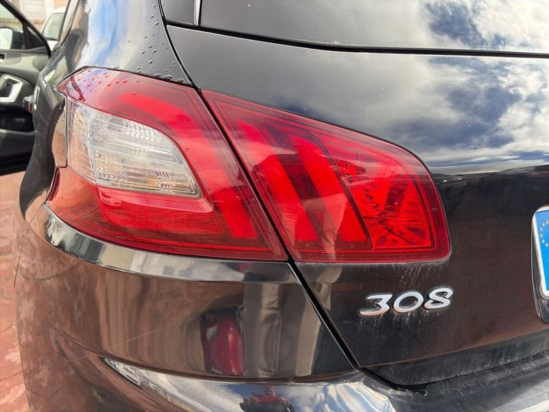 Peugeot 308 1.2 PureTech 130cv S&S Style