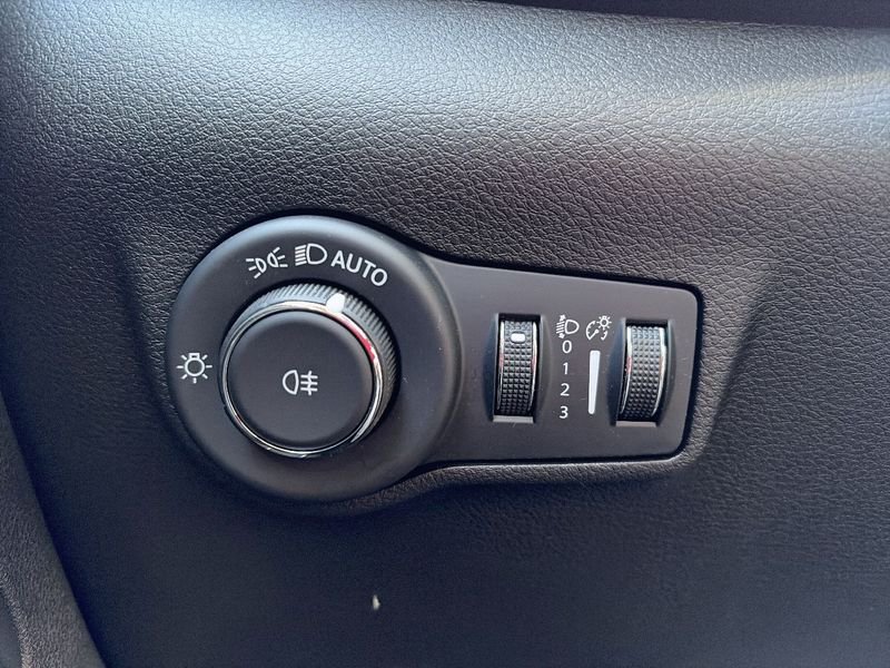 Jeep Compass e-Hybrid 1.5 MHEV 130cv Dct eHybrid Night Eagle