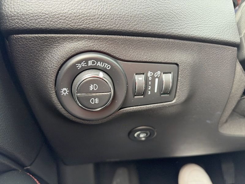 Jeep Compass 4xe 1.3 PHEV 240cv AT AWD Trailhawk