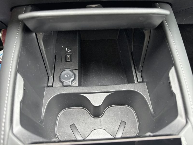DS DS 4 BlueHDi 130 auto. Etoile Alcantara