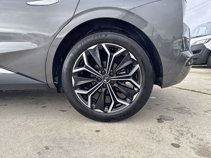 DS DS 4 BlueHDi 130 auto. Etoile Alcantara