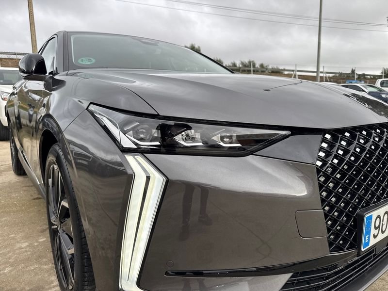 DS DS 4 BlueHDi 130 auto. Etoile Alcantara