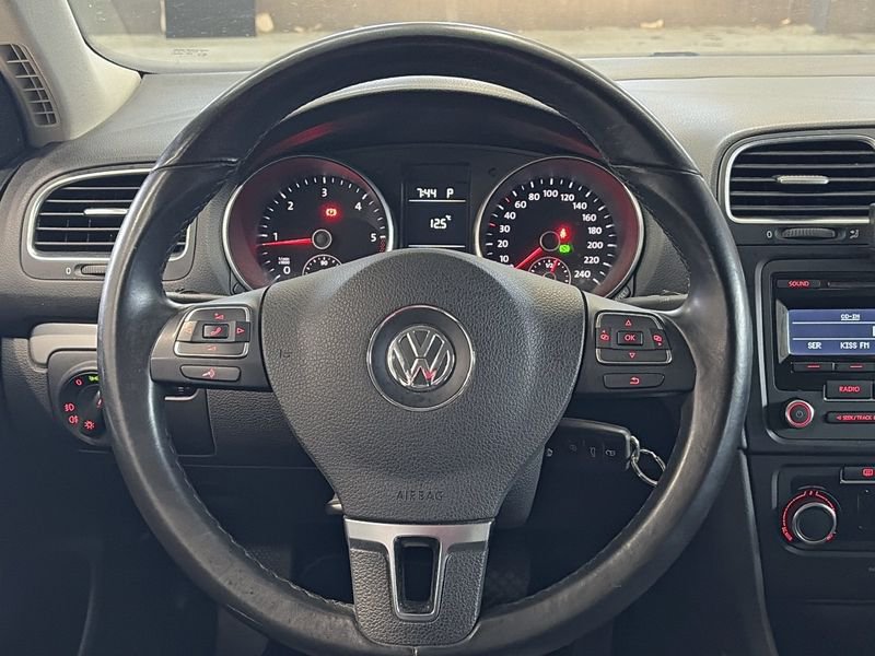 Volkswagen Golf Variant 1.6 TDI 105cv DPF DSG Sport