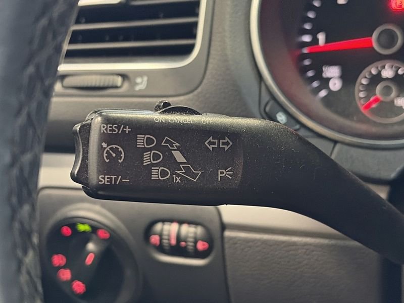 Volkswagen Golf Variant 1.6 TDI 105cv DPF DSG Sport