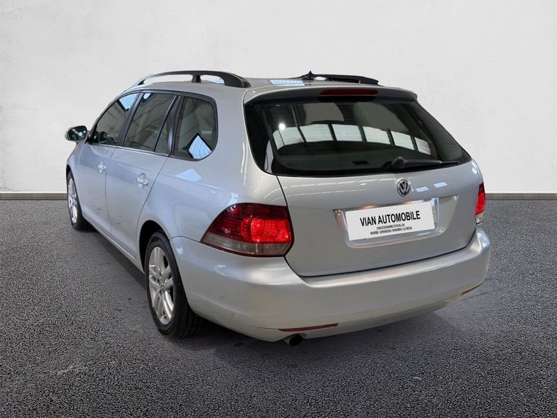 Volkswagen Golf Variant 1.6 TDI 105cv DPF DSG Sport