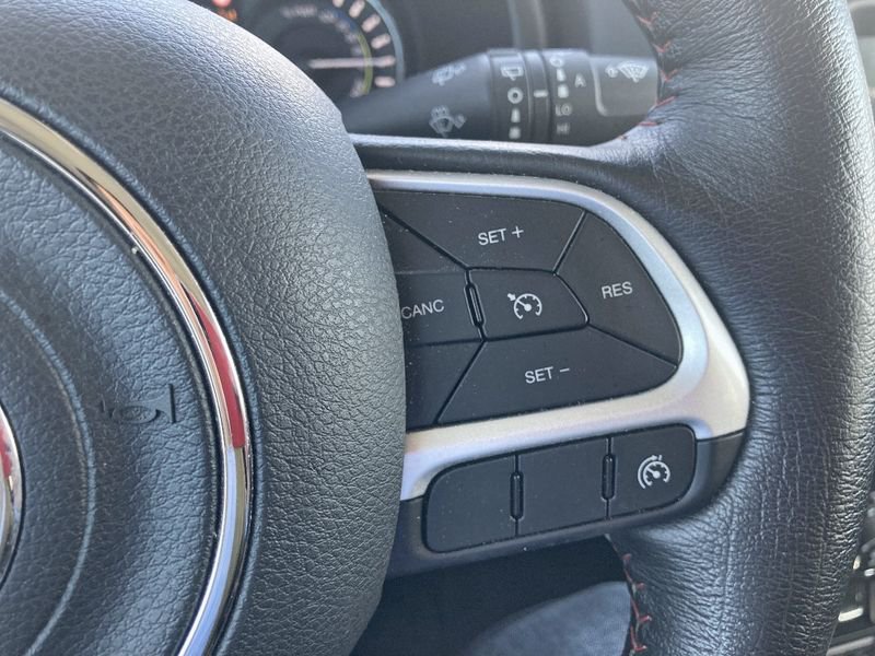 Jeep Renegade 4xe 1.3 PHEV 240cv AT AWD Trailhawk