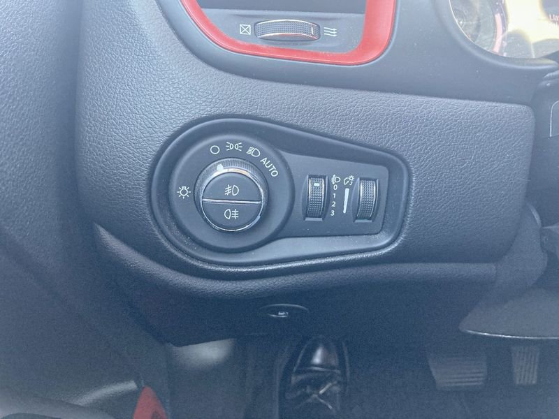 Jeep Renegade 4xe 1.3 PHEV 240cv AT AWD Trailhawk