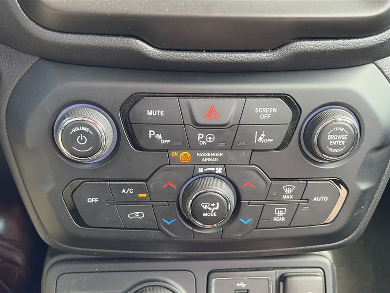 Jeep Renegade 4xe 1.3 PHEV 240cv AT AWD Trailhawk