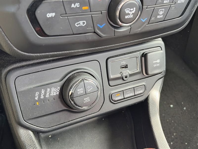 Jeep Renegade 4xe 1.3 PHEV 240cv AT AWD Trailhawk