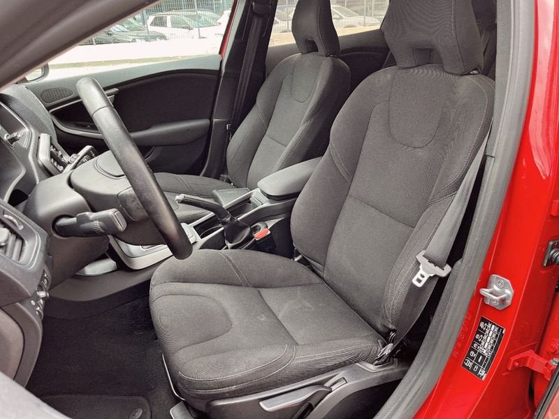 Volvo V40 2.0 D2 120cv Auto Momentum