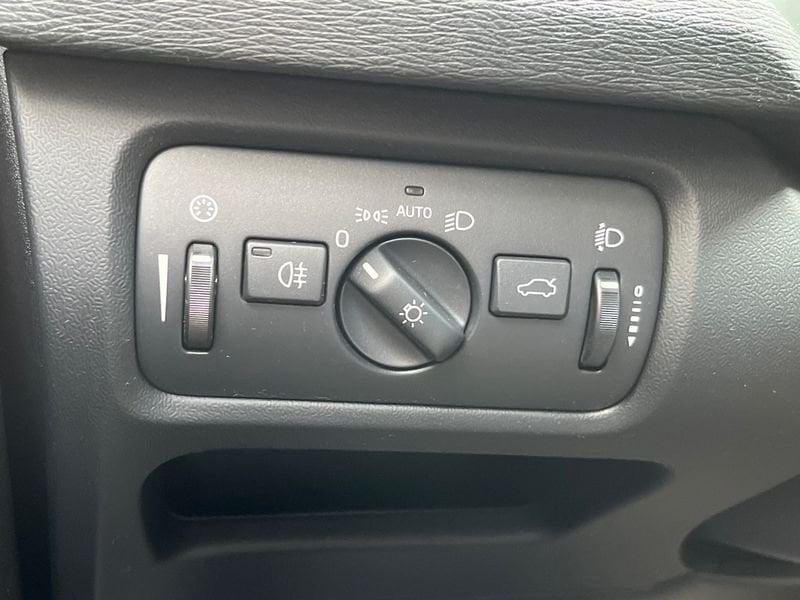 Volvo V40 2.0 D2 120cv Auto Momentum