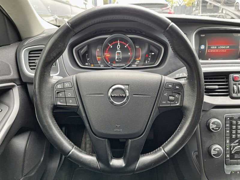 Volvo V40 2.0 D2 120cv Auto Momentum