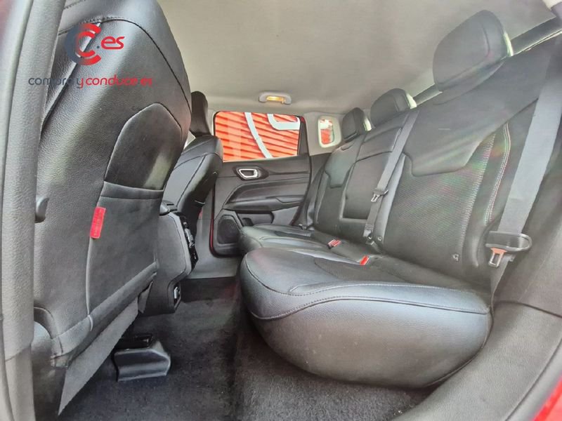 Jeep Compass 4xe 1.3 PHEV 240cv AT AWD Trailhawk
