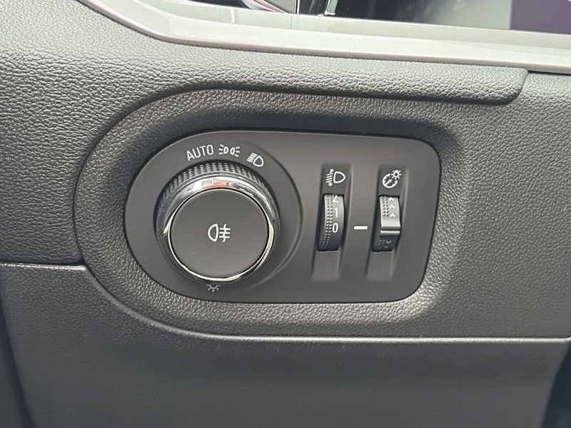 Opel Grandland 1.2T XHT Hybrid 136CV eDCT6 S/S GS