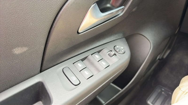 Opel Corsa 1.2T XHL 74kW (100CV) YES