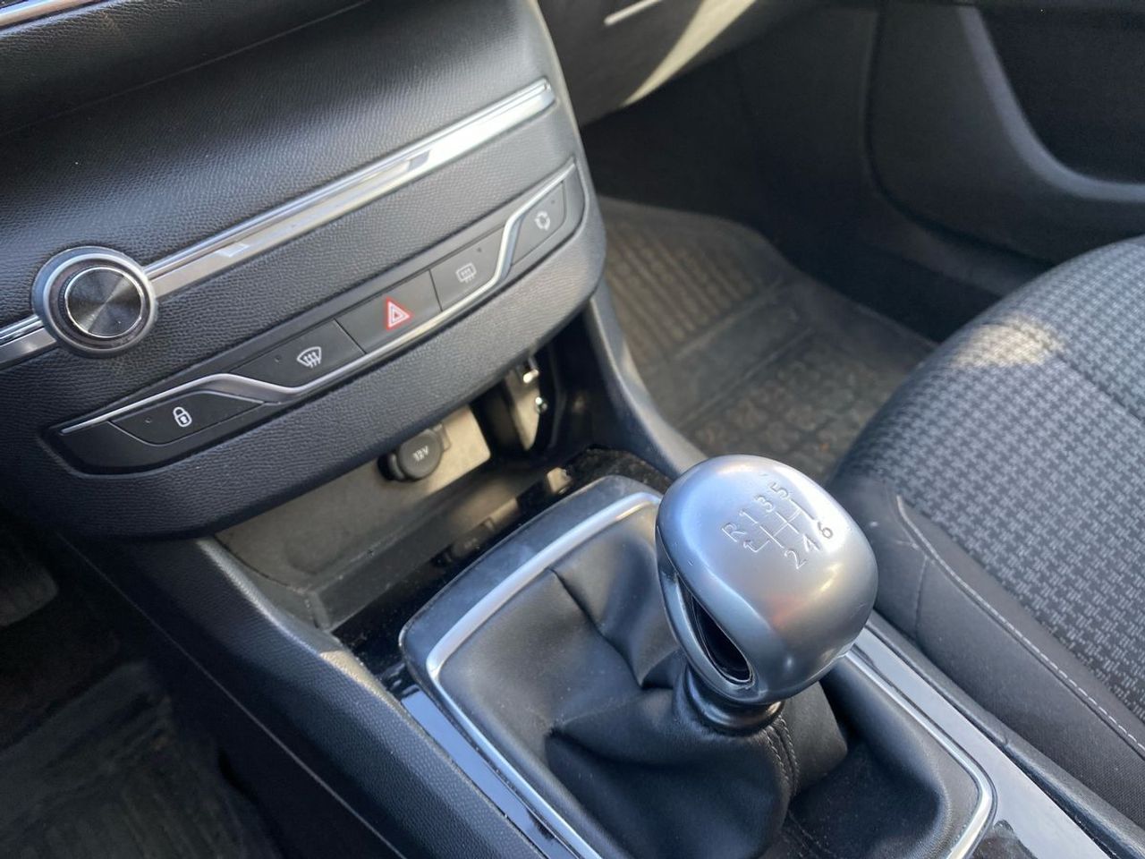 Peugeot 308 Style 1.6 BlueHDi 120